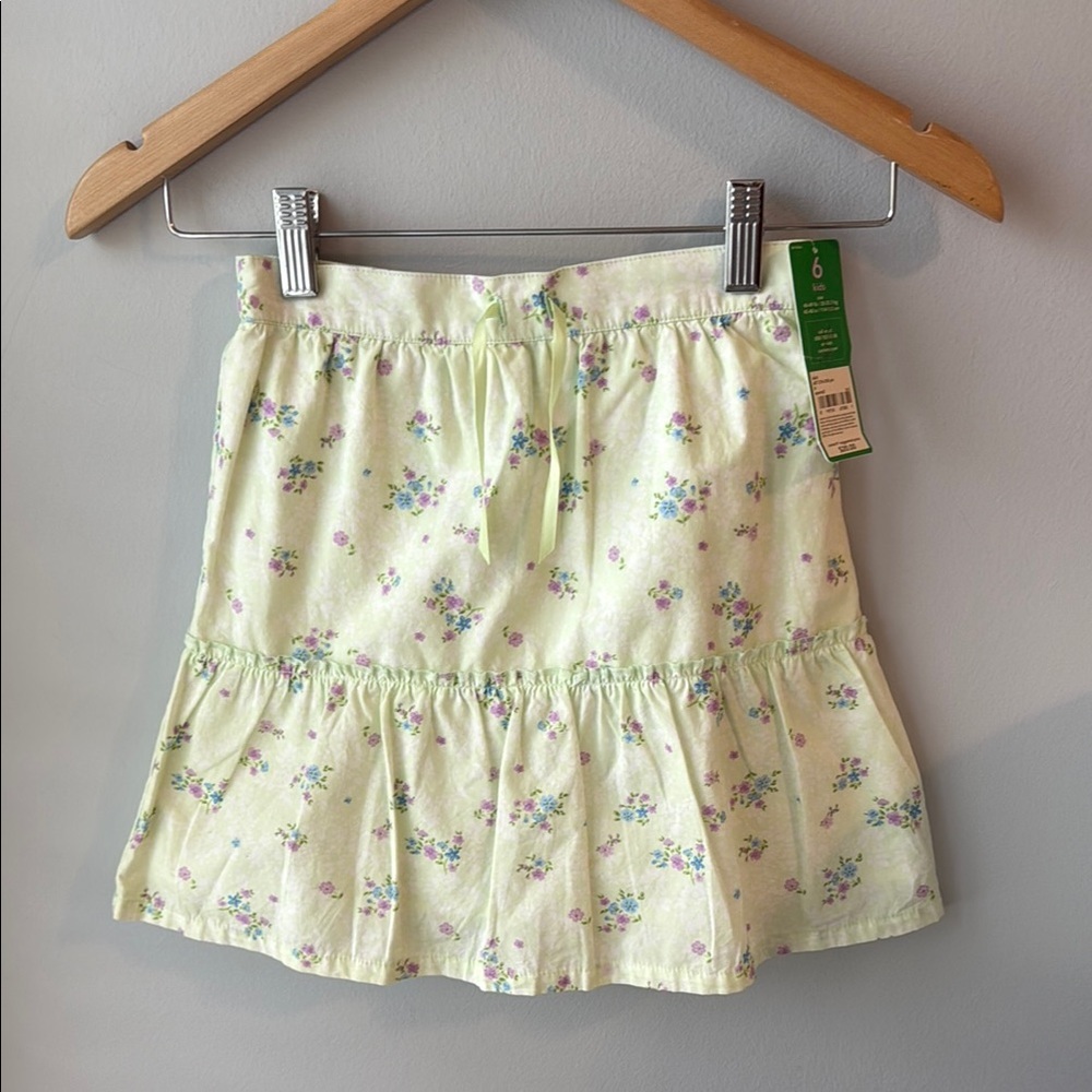 NWT‎ Carter’s Floral Green Girls Skirt